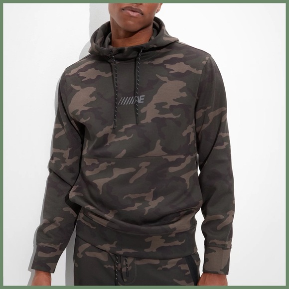 AE Camo Sweatsuit (2 piece) - Picture 2 of 13